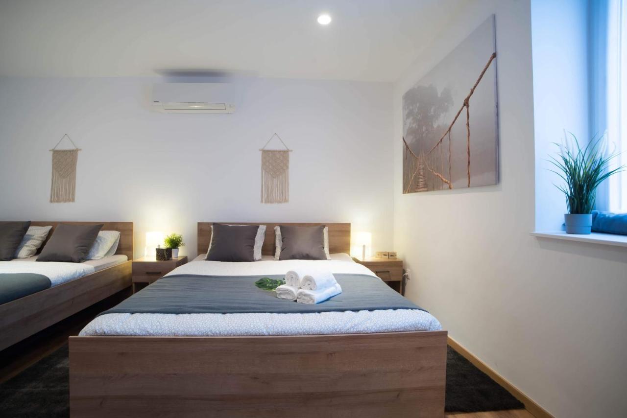 Apartmán Pintes 38 Dunaújváros Exteriér fotografie